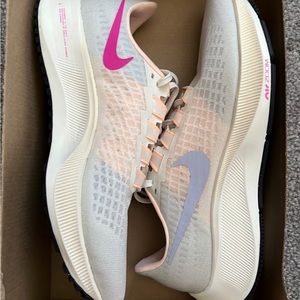 Nike Air Zoom Pegasus 37 New🌸SOLD